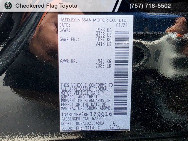 Used 2024 Super Black Clearcoat Nissan 2.5 S image 18