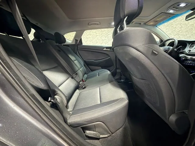 Used 2018 Coliseum Gray Hyundai Value image 10