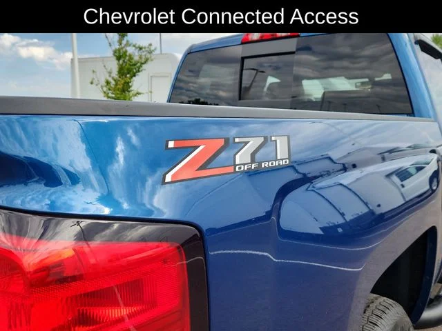 Used 2018 Blue Chevrolet LT image 33
