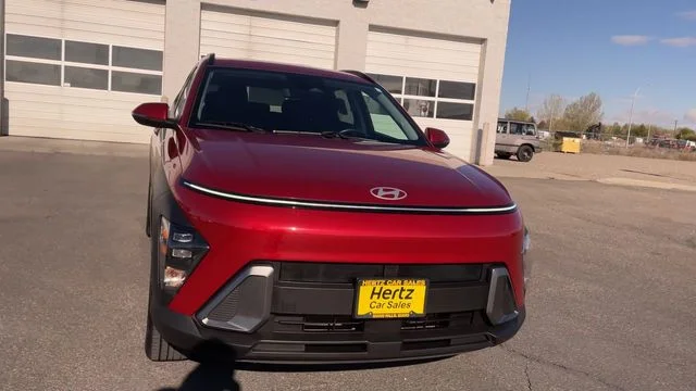 Used 2025 Red Hyundai SEL image 4