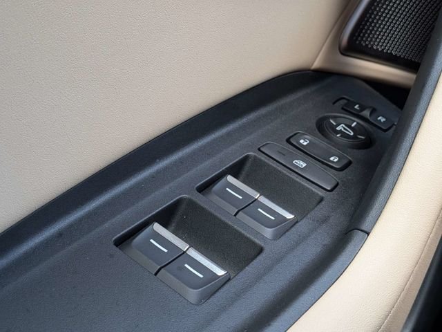 Used 2025 White Acura Technology Package image 30
