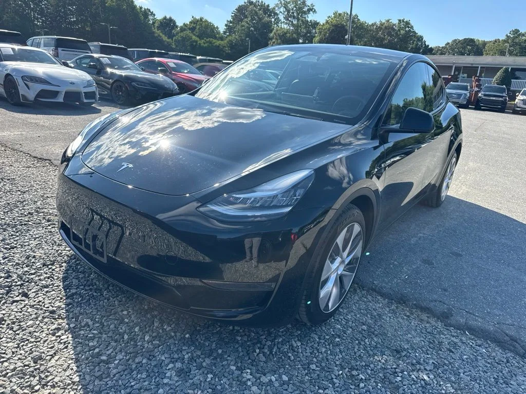 Used 2023 Black Tesla Long Range image 1