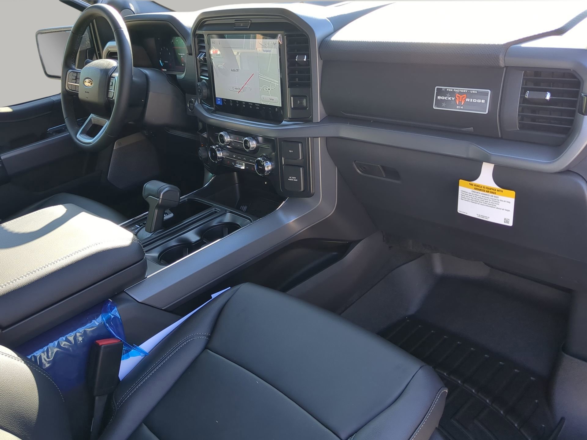 New 2026 Agate Black Metallic Ford XLT image 39