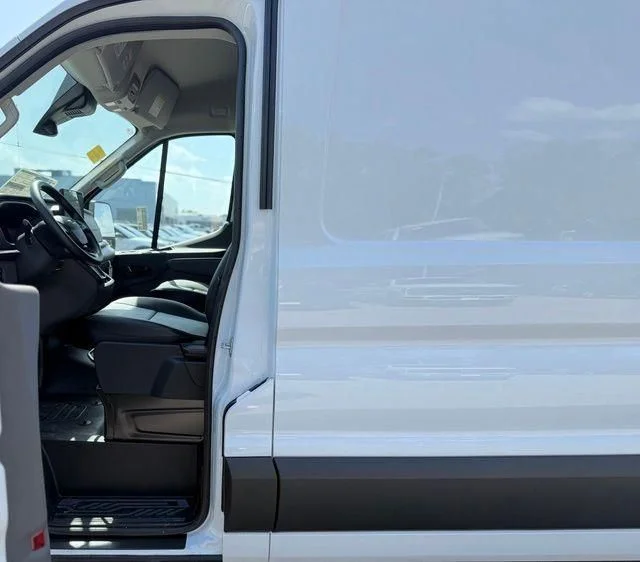 New 2026 Oxford White Ford Cargo Van image 13