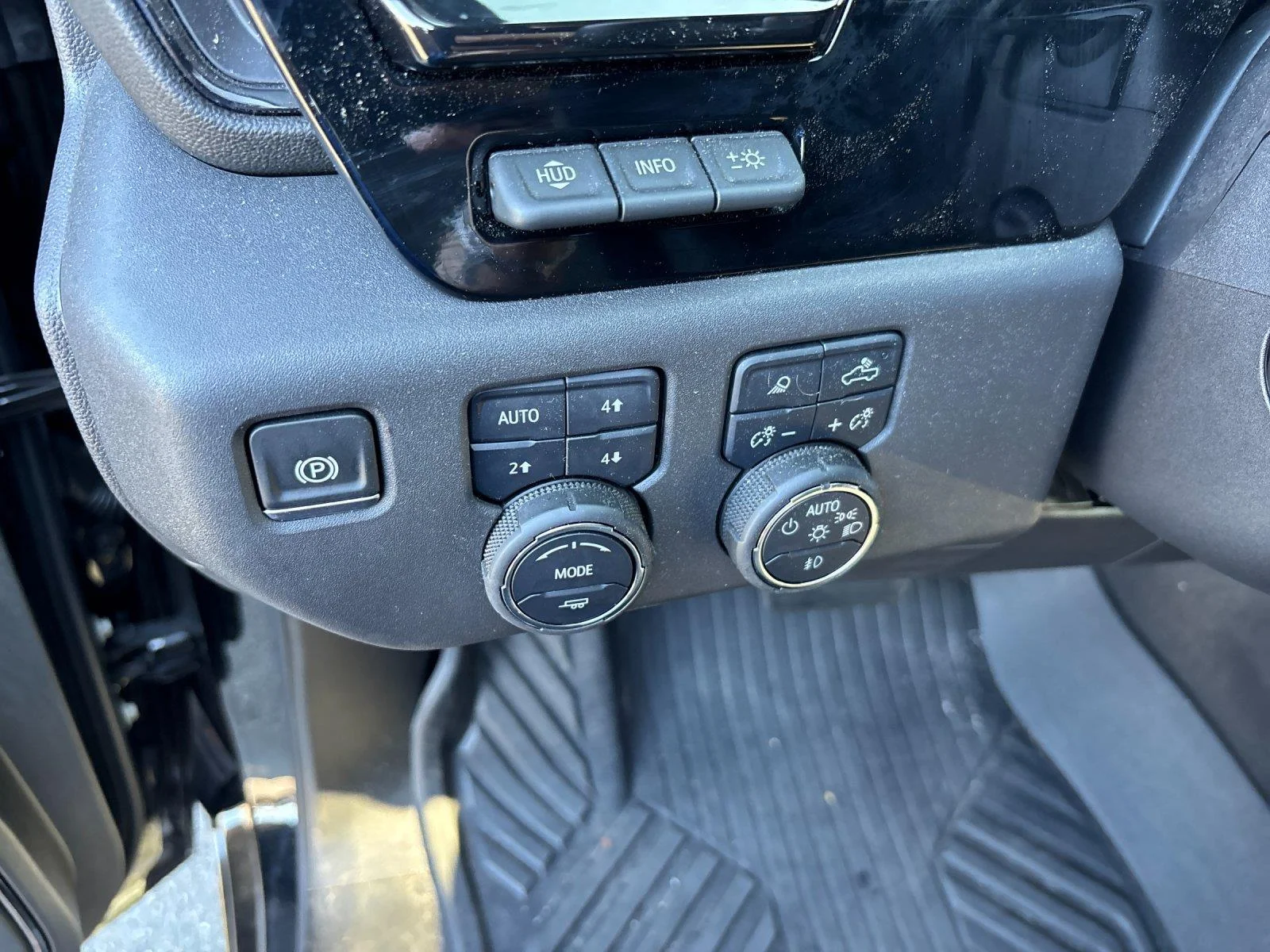 Used 2025 Black Chevrolet ZR2 Bison image 17