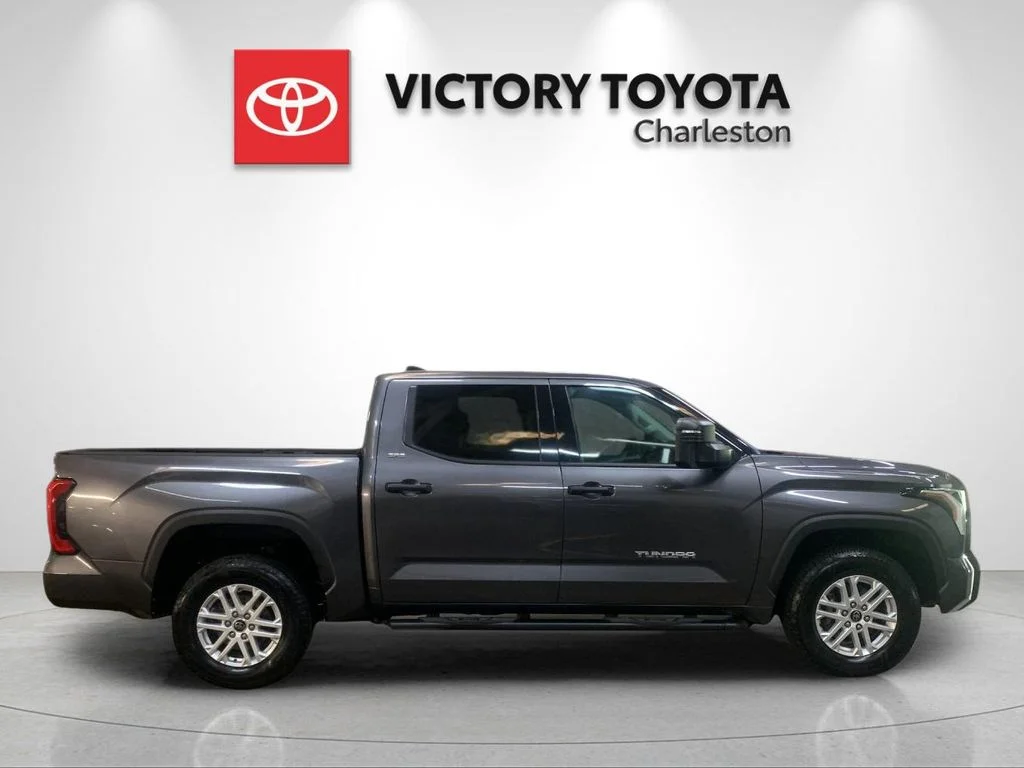 Used 2022 Gray Toyota SR5 image 5