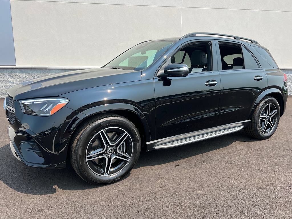 New 2026 Black Mercedes-Benz GLE 450 image 39