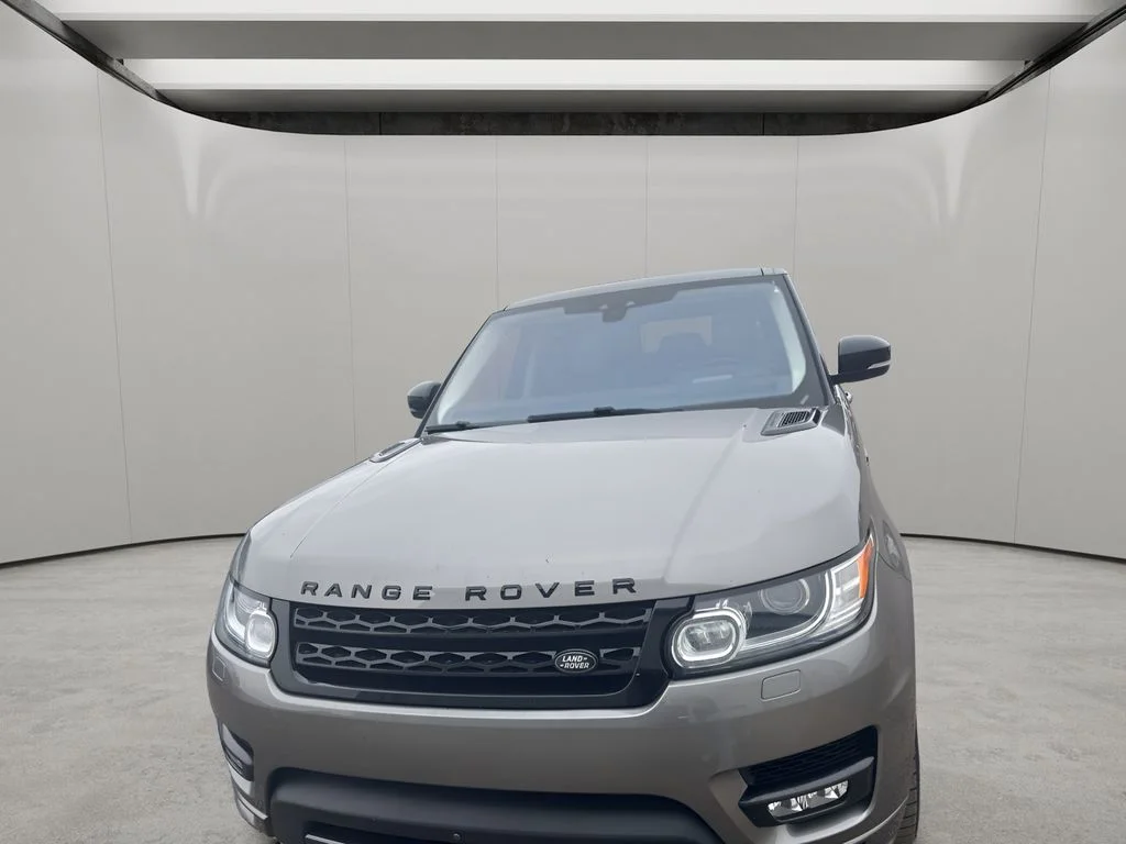 Used 2017 Silicon Silver Metallic Land Rover Autobiography image 15