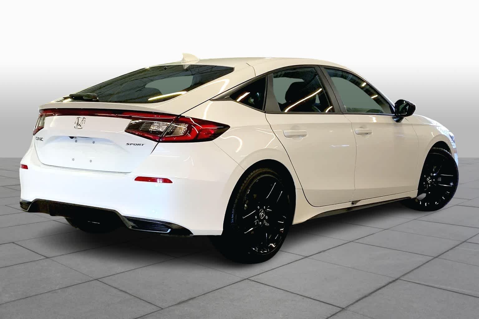 Used 2024 Platinum White Pearl Honda Sport image 24