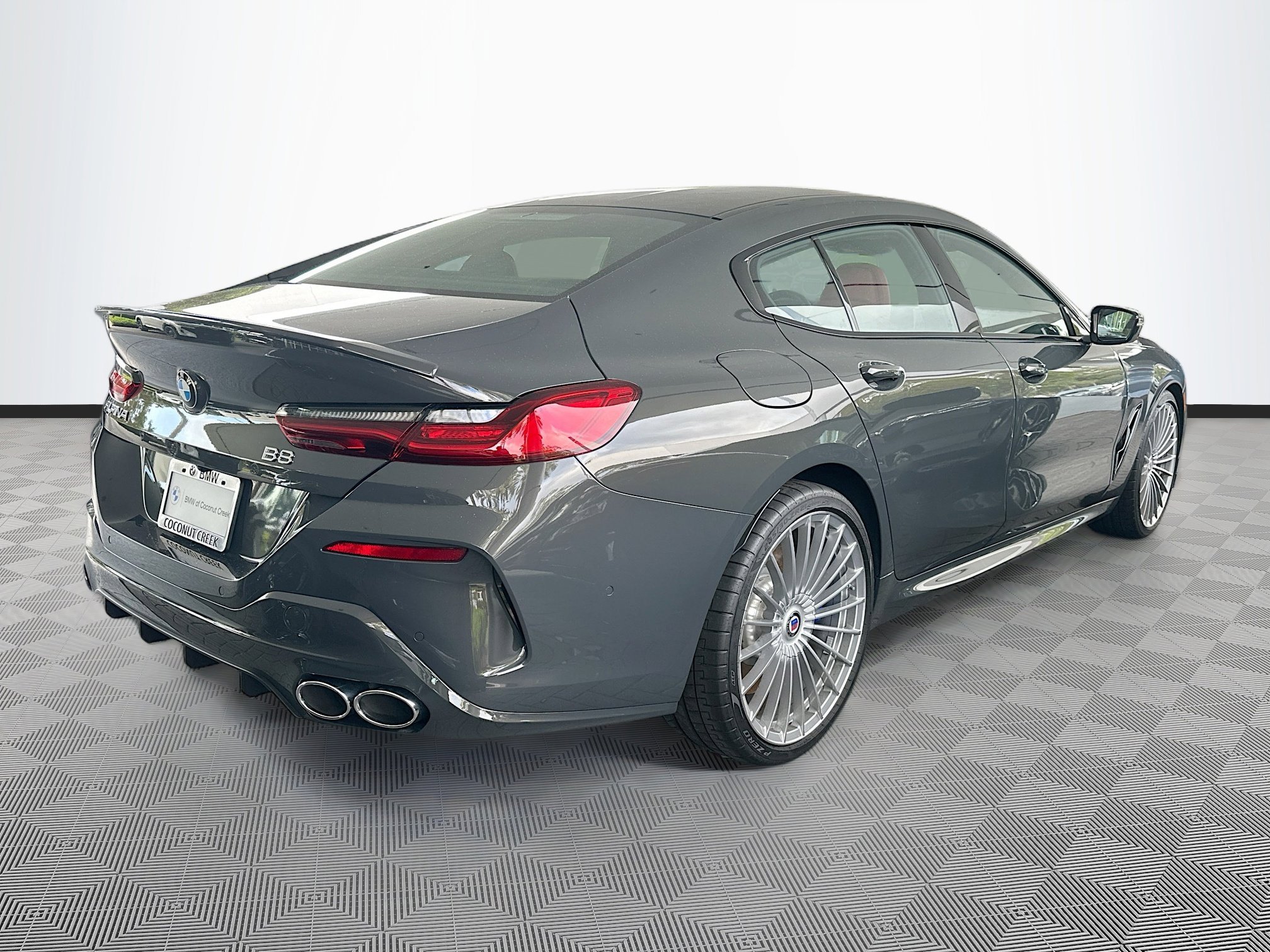 2025 BMW 8 Series Alpina B8 - Photo 7