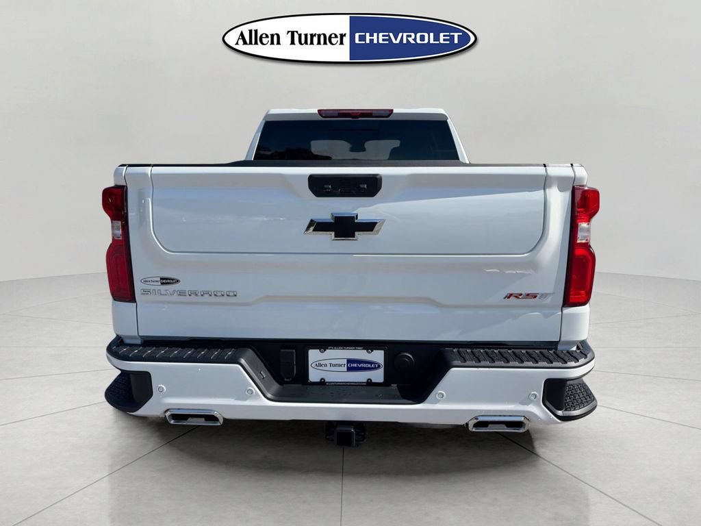 New 2026 Summit White Chevrolet RST image 5
