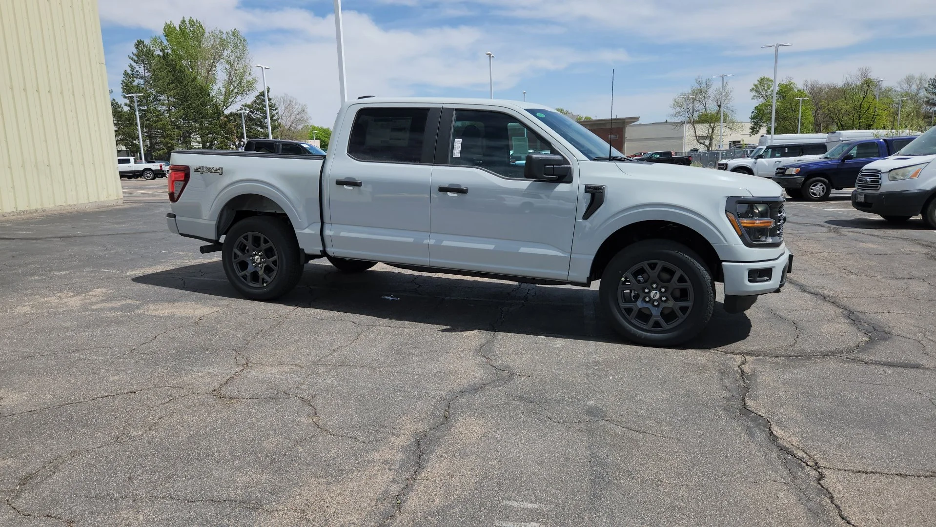 New 2026 Avalanche Ford STX image 18