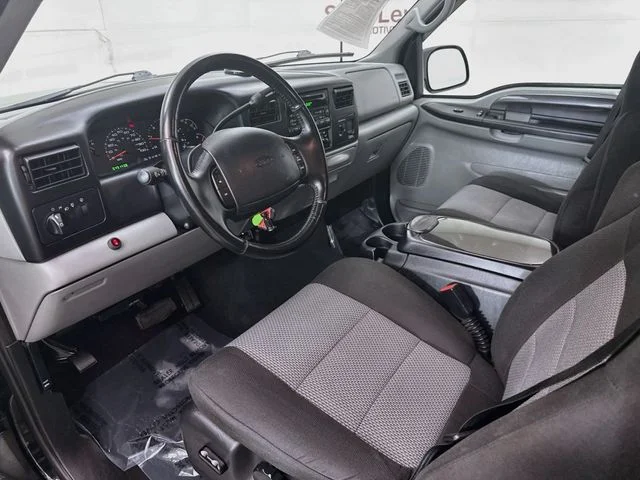 Used 2002 Black Clearcoat Ford XLT image 19