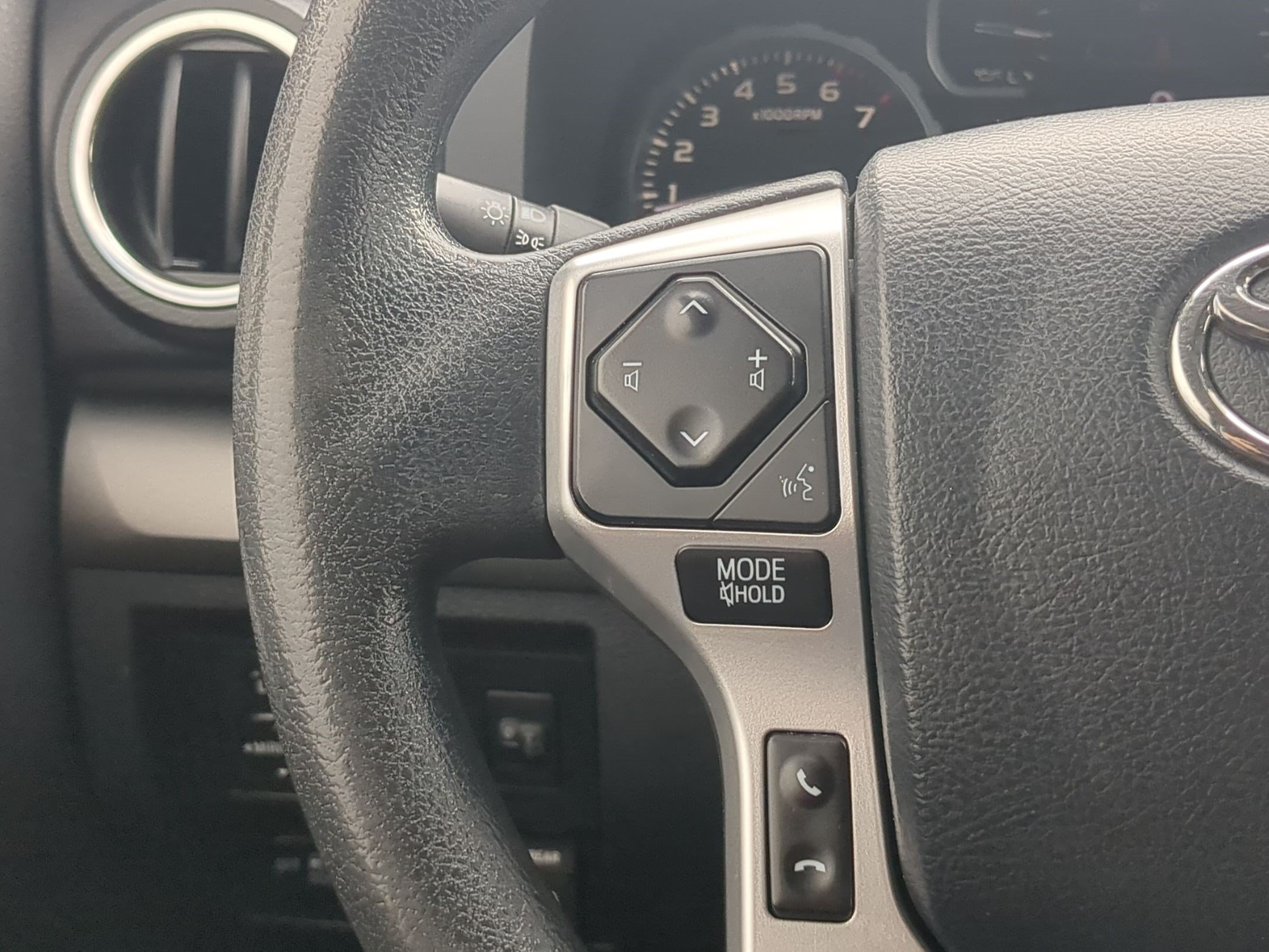 Used 2019 Barcelona Red Metallic Toyota SR5 image 17