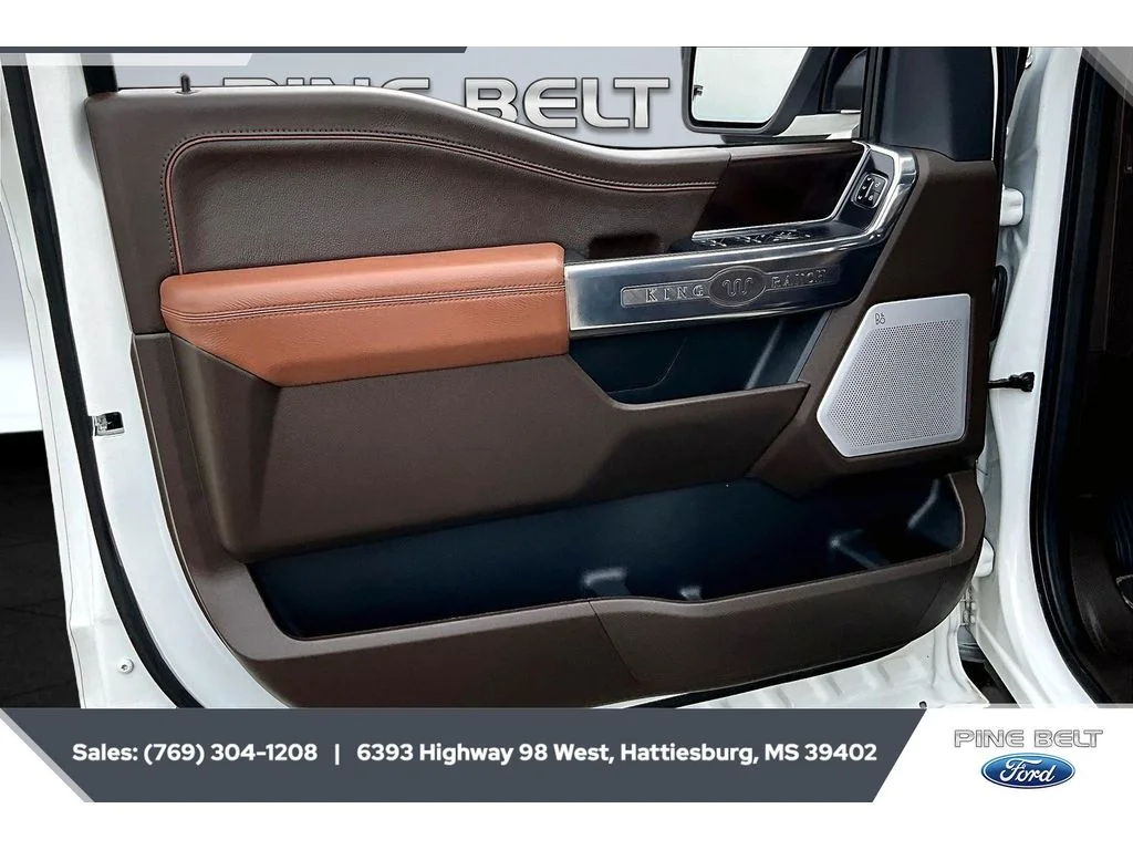 Used 2025 Star White Ford King Ranch image 18