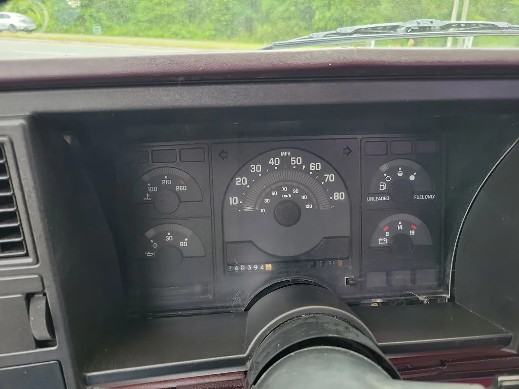 Used 1988 Silver Chevrolet  image 16