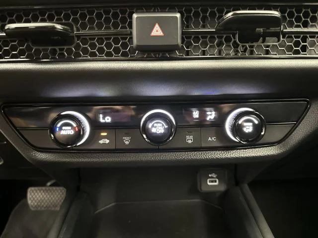 Used 2024 Black Honda LX image 19
