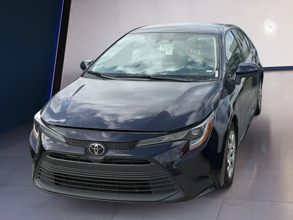 Used 2024  Toyota LE image 1
