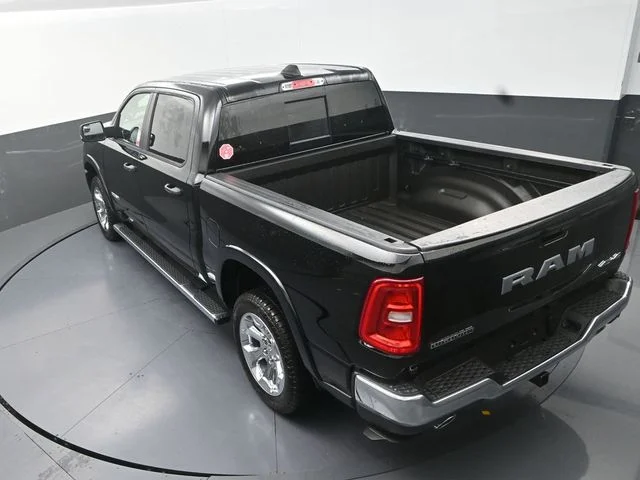 New 2026 Diamond Black Crystal Pearl-Coat Exterior Paint RAM Big Horn/Lone Star image 15