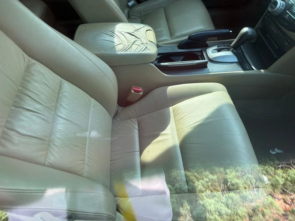 Used 2011 White Honda EX-L image 6