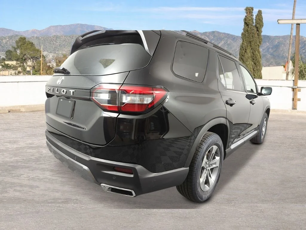 New 2026 Crystal Black Pearl Honda EX-L image 4