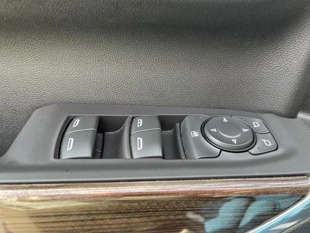 Used 2020 Silver Chevrolet LT Trail Boss image 12