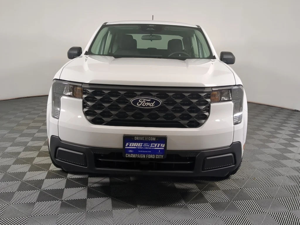 New 2026 Oxford White Ford XL image 3