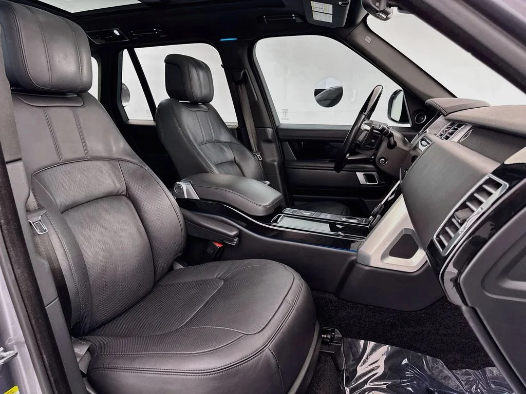 Used 2021 Gray Land Rover P525 Westminster image 29