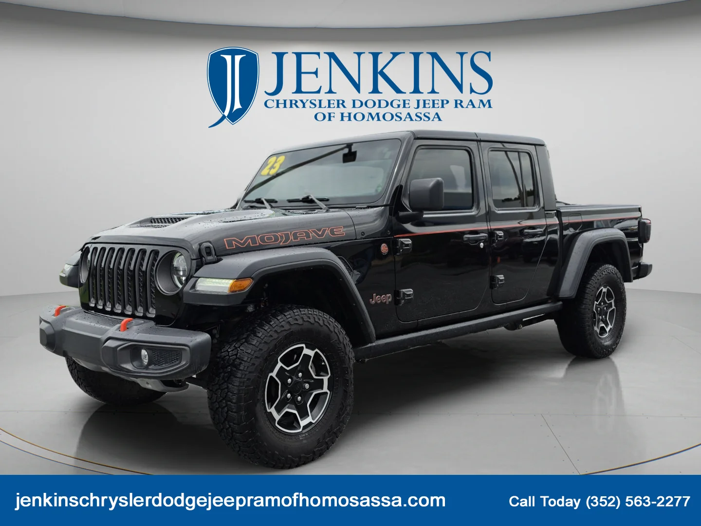Used 2023 Black Clearcoat Jeep Mojave image 10