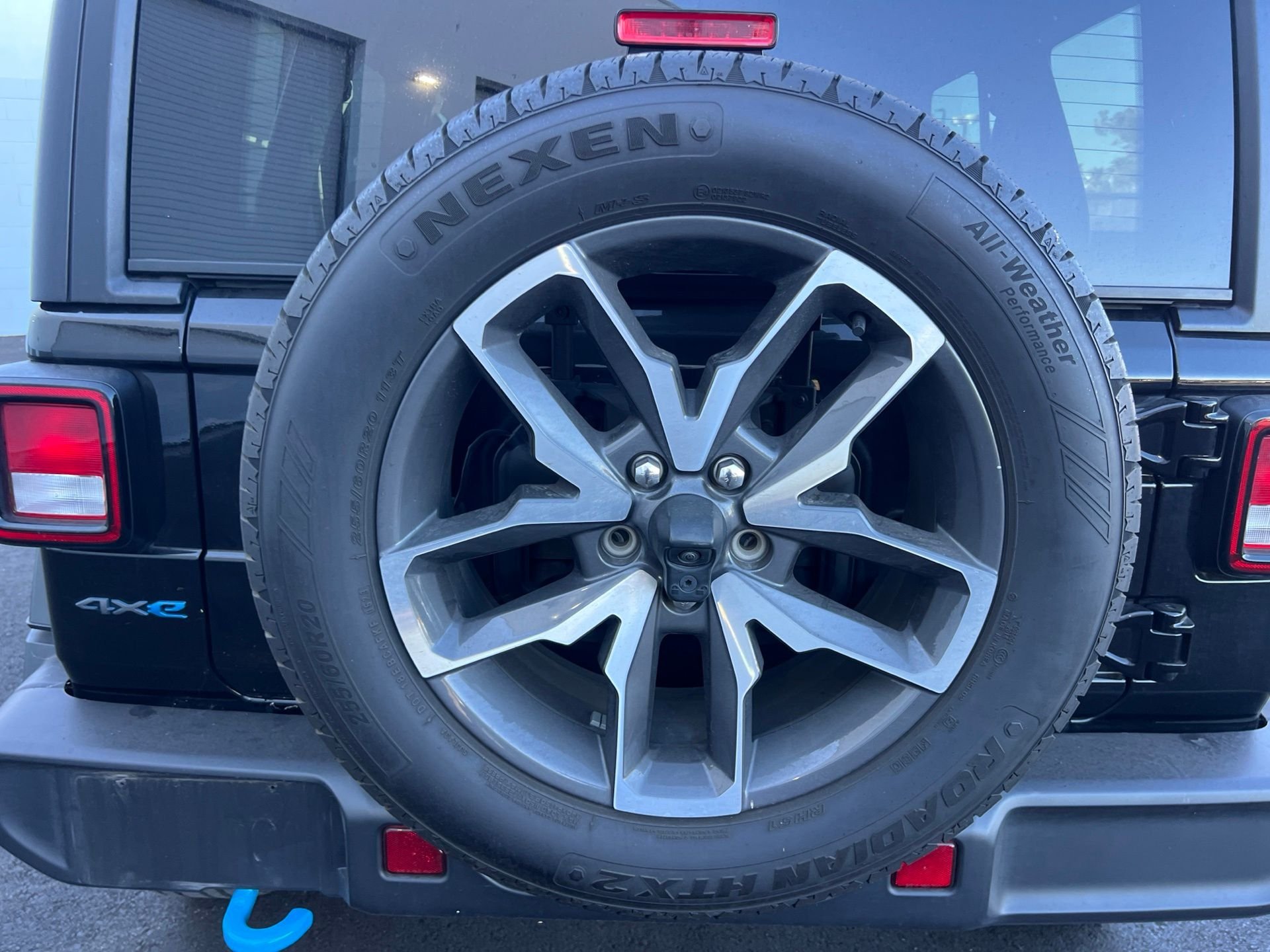 Used 2024 Black Jeep Sport S 4xe image 13