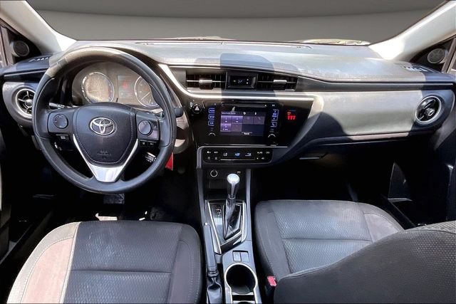 Used 2018 Gray Toyota LE image 14