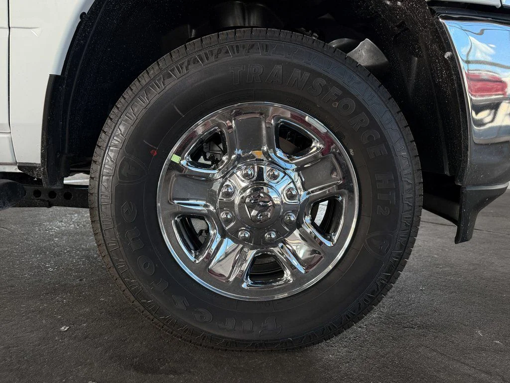 New 2025 White Ram Tradesman image 9