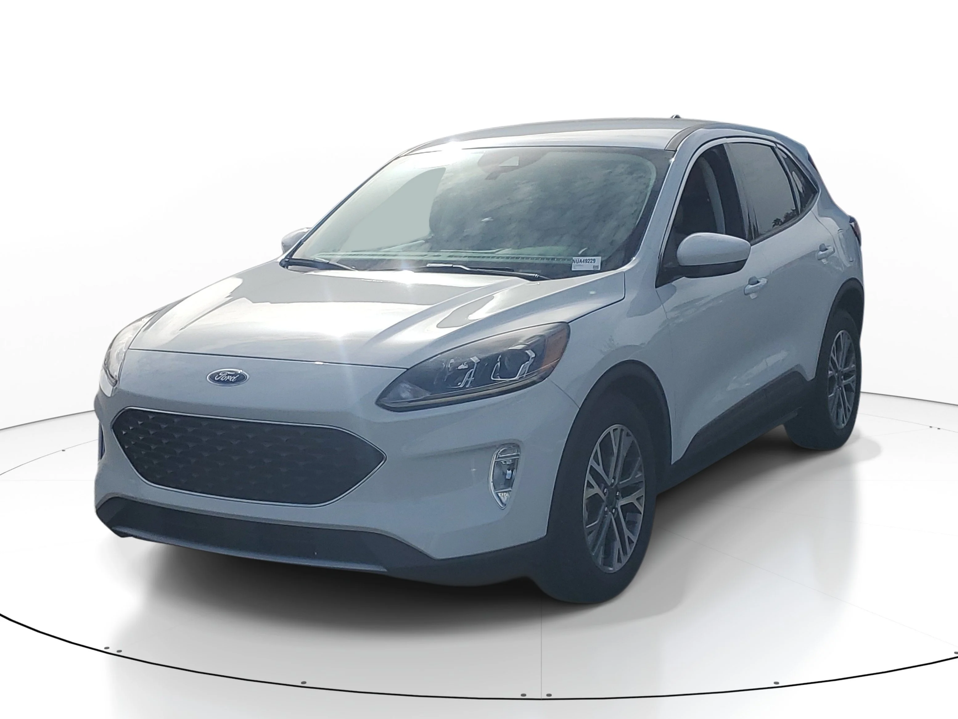 Used 2022 Oxford White Ford SEL image 2