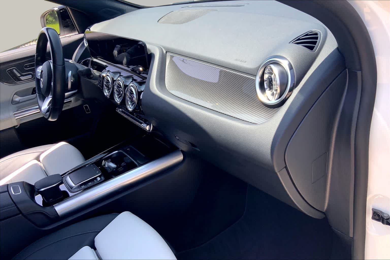 Used 2022 Polar White Mercedes-Benz AMG® GLA 45 image 18