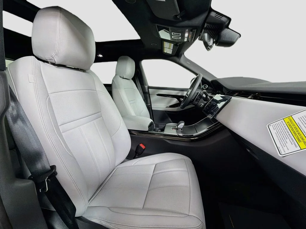 New 2026 Fuji White Land Rover S image 29