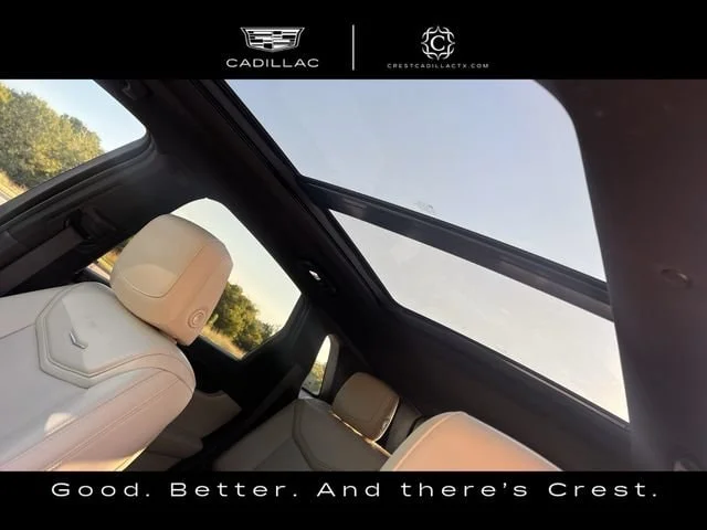 Used 2019 Crystal White Tricoat CADILLAC Luxury FWD image 19