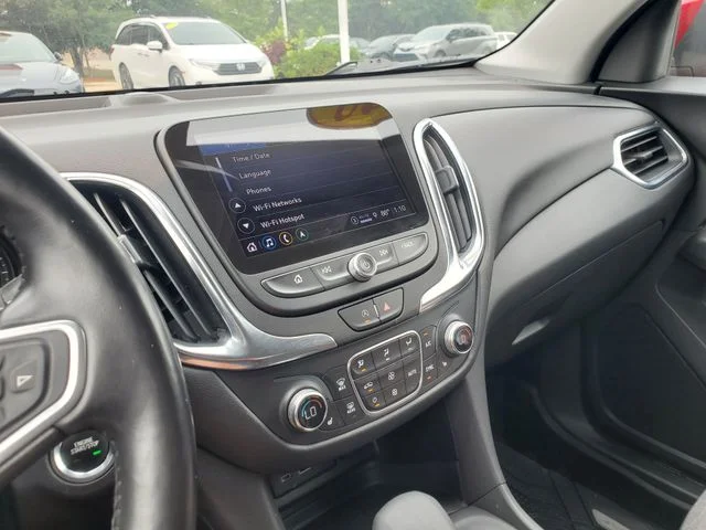 Used 2022 Red Chevrolet LT image 26