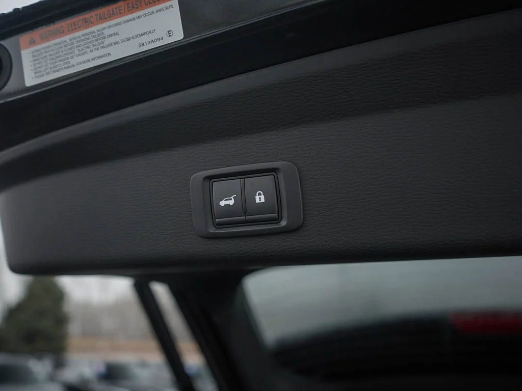 2026 Mitsubishi Outlander SE - Photo 9