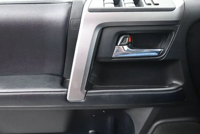 Used 2018 Barcelona Red Metallic Toyota SR5 image 24