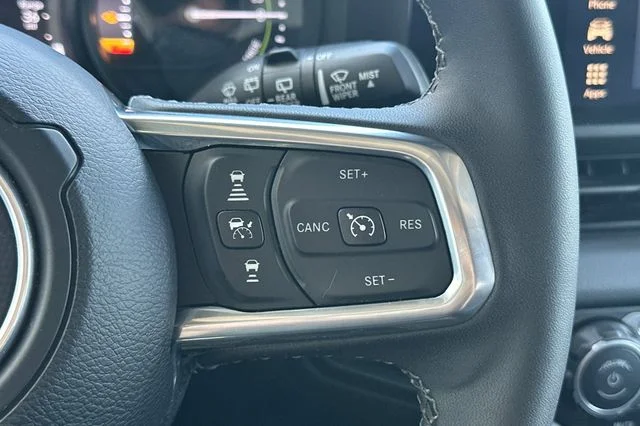 Used 2025 Gray Jeep Sahara 4xe image 28