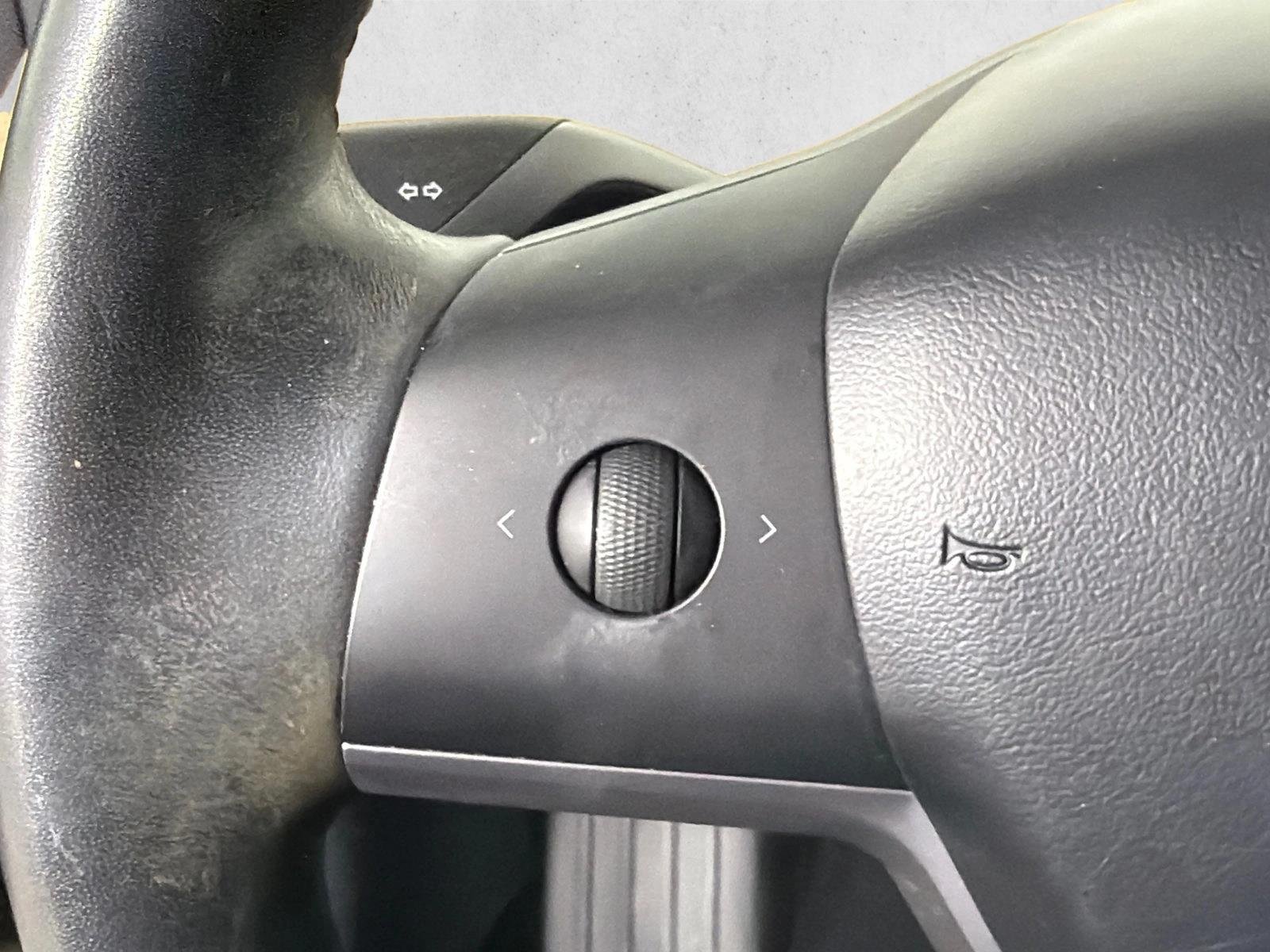 Used 2018 Black Tesla Long Range Battery image 26
