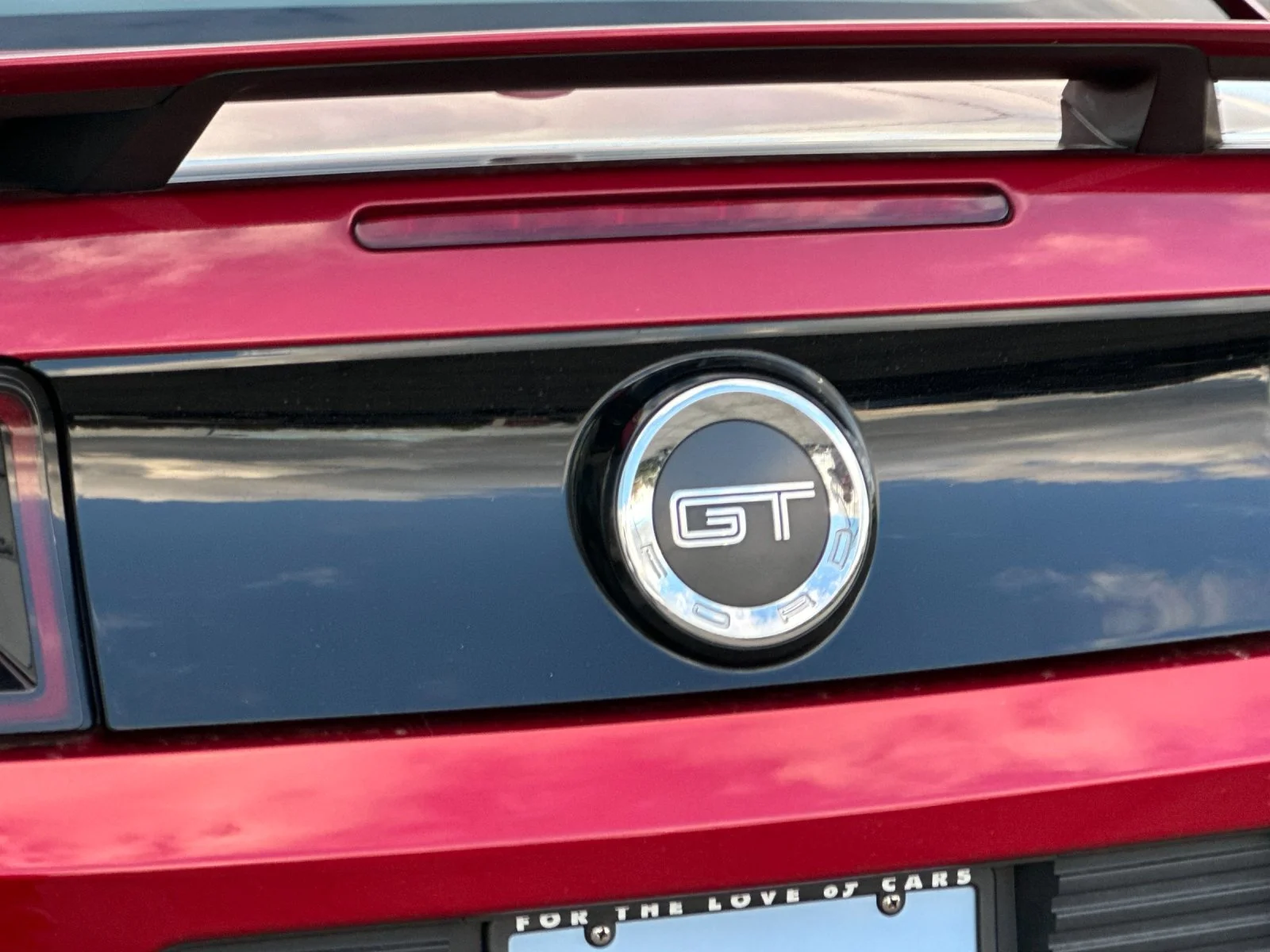 Used 2014 Ruby Red Metallic Ford GT Premium image 23