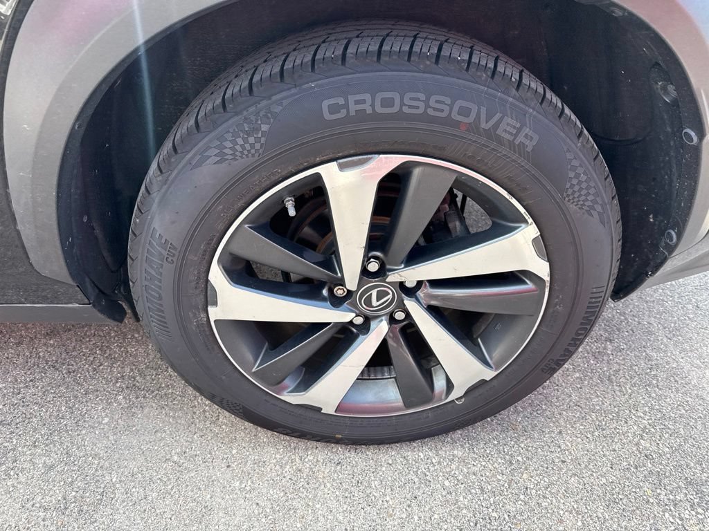 Used 2018 Caviar Lexus 300h image 12