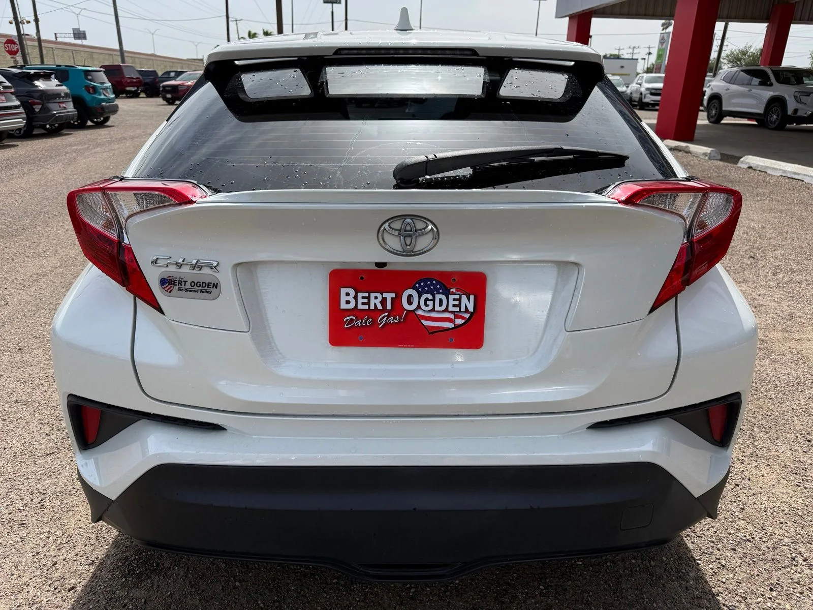 Used 2021 White Toyota LE image 6