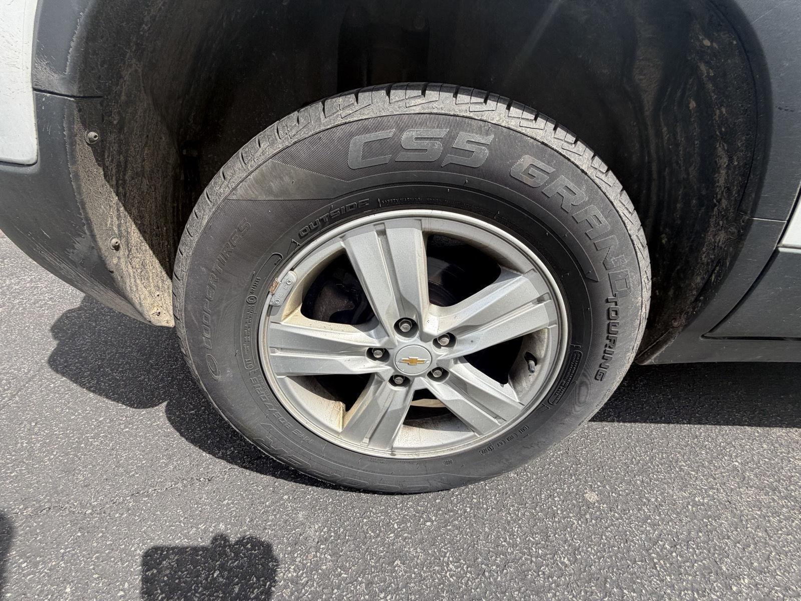 Used 2019 Summit White Chevrolet LT image 10