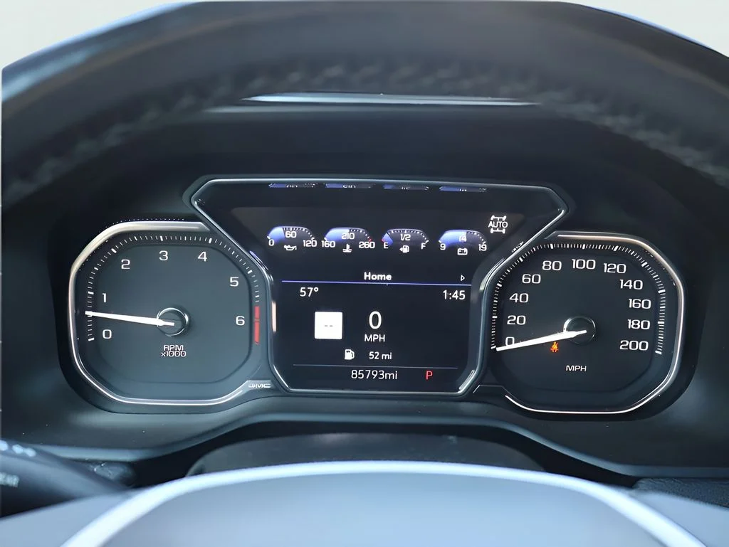 2021 GMC Yukon Denali - Photo 32