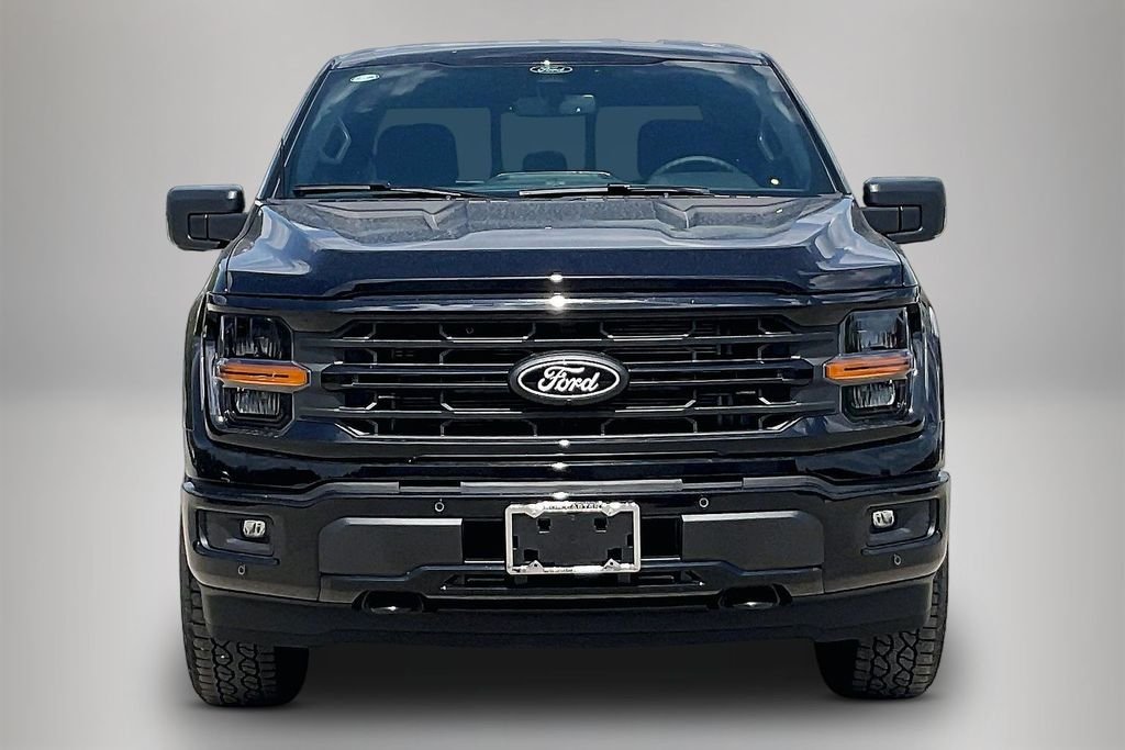 New 2026 Ford F-150 XLT 4D SuperCrew