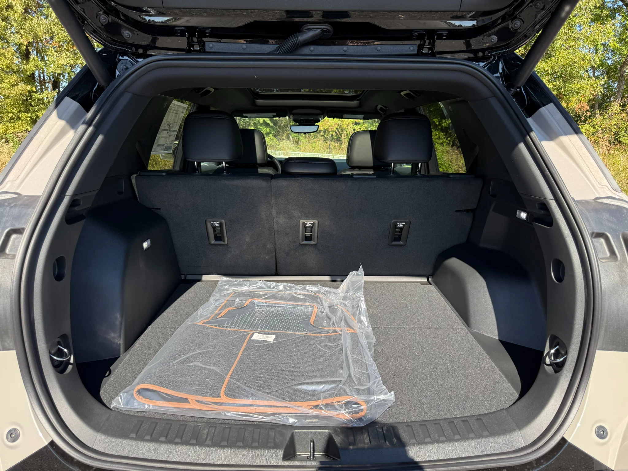 2027 GMC Terrain AT4 - Photo 8