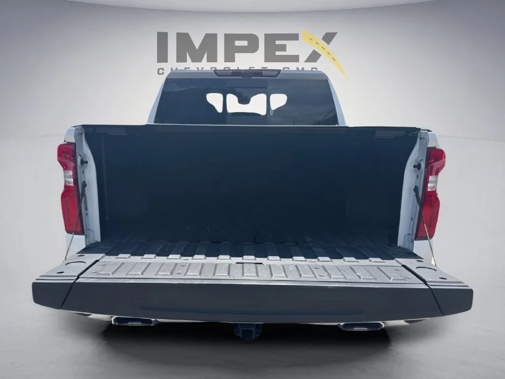 Used 2023 Iridescent Pearl Tricoat Chevrolet High Country image 29