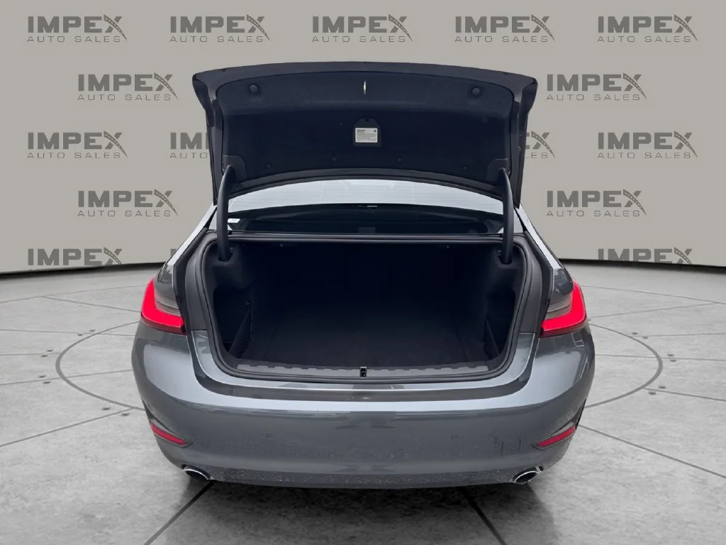 Used 2022 Gray BMW 330i image 26